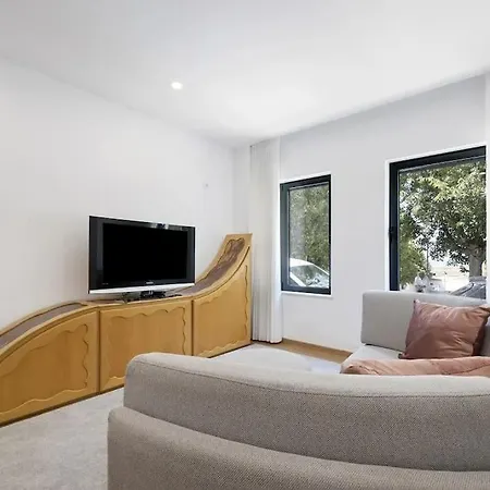 Ria Apartment